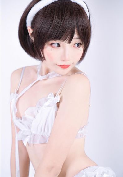 情欲荡乳办公室hd