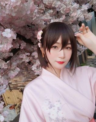 翁虹挡不住的风情